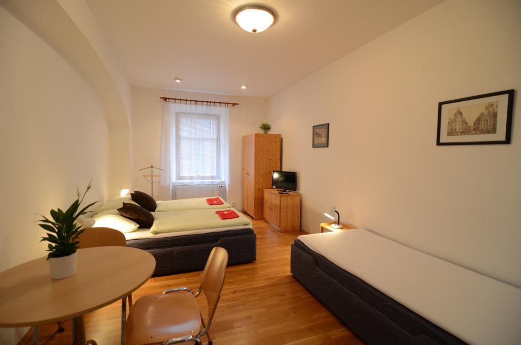 Apartments Karlin 프라하 객실 사진