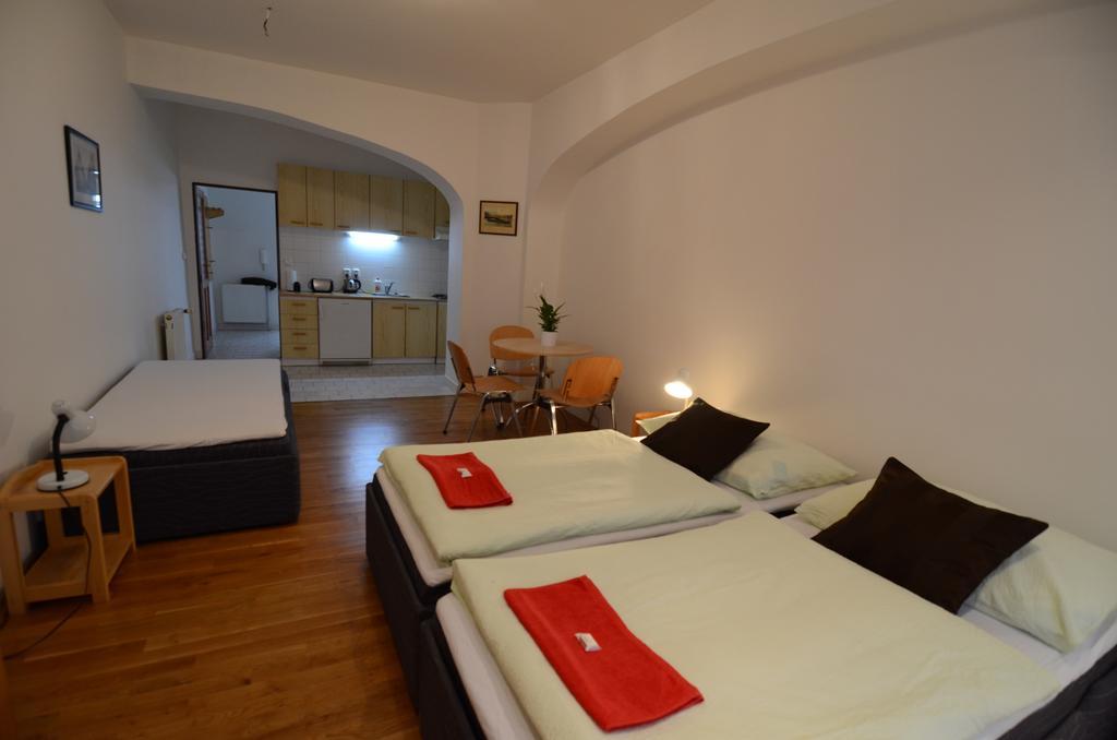 Apartments Karlin 프라하 객실 사진